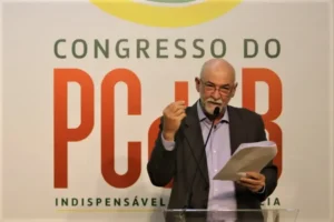 Ao O Hoje, Fabio diz que, quando lançou a pré-candidatura, tinha consciência da “situação” e “popularidade” de Adriana Accorsi | Foto: Reprodução