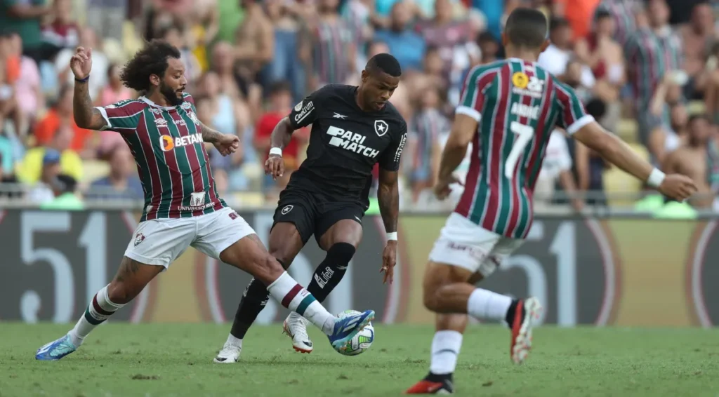 O Botafogo busca o continuar brigando com os times do G4 | Foto: Vitor Silva/Botafogo