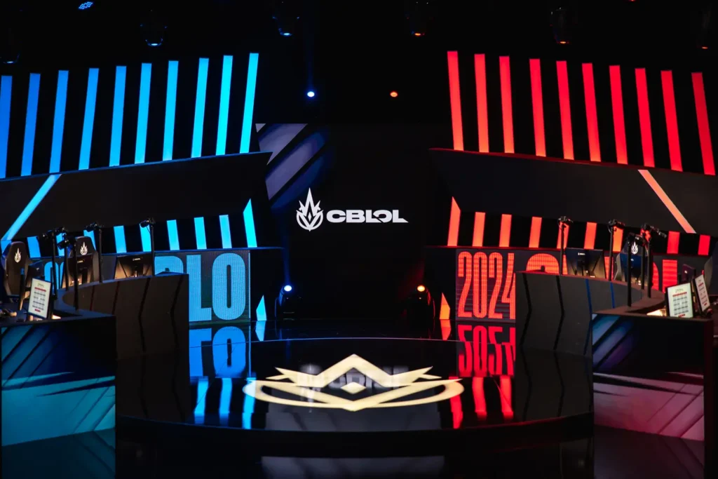 Resumo dos jogos e Grande Final em Minas, confira tudo sobre o primeiro dia estreia do CBLOL 2024.2 | FOTO: CBLOL