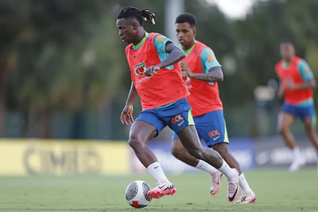 Vinicius Jr e Rodrygo devem começar como titulares contra os EUA (Foto: Rafael Ribeiro/CBF)