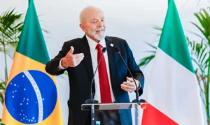Segundo Lula, o Brasil só se envolveria em discussões de paz quando tanto a Ucrânia quanto a Rússia estivessem dispostas a negociar diretamente | Foto: Ricardo Stuckert/PR