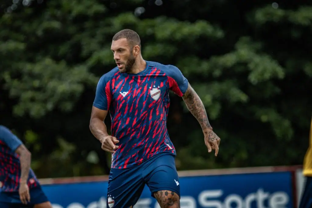 Em 20 partidas, ele marcou apenas dois gols e deu duas assistências | Foto: Vila Nova