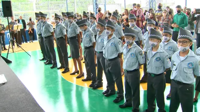Escola cívico-militar no Espírito Santo — Foto: Reprodução/ TV Gazeta