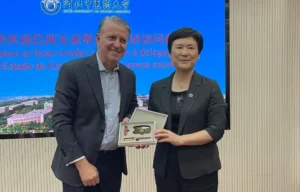 Secretário de Indústria e Comércio de Goiás, Joel Sant’Anna Braga, durante nova missão técnica à China | Foto: SIC