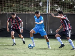Anápolis venceu Real Brasília e é o líder do Grupo A5 na Série D (Foto: Julio CS Photo)