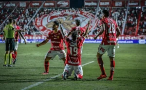 Os ingressos para a partida variam entre R$100 a R$15. (Foto:Roberto Corrêa/ Vila Nova F.C)