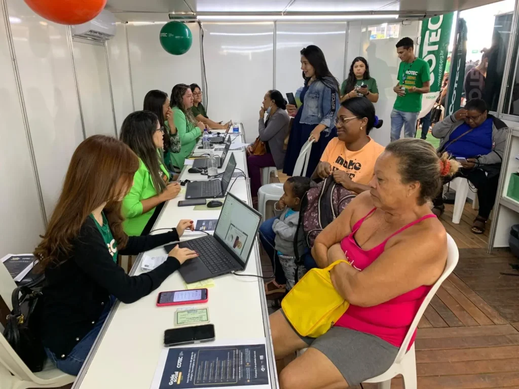Cursos profissionalizantes gratuitos oferecidos pelos Cotecs aumentam chances de empregabilidade e renda. | Foto: Divulgação