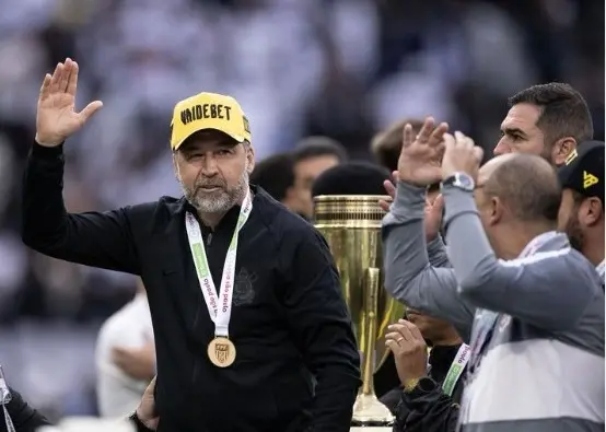 Além disso, o presidente do Corinthians, Augusto Melo, também recebeu um pedido da Polícia Civil de São Paulo, que está cobrando respostas sobre o caso | Foto: Instagram / @augustomelooficial