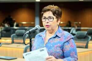 Deputada quer diretrizes para doação de animais abandonados