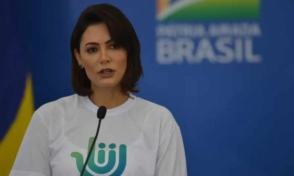 "Próximo presidente", diz Michele sobre Bolsonaro em 2026