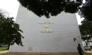 PIB brasileiro registra aumento de 0,8% no primeiro trimestre