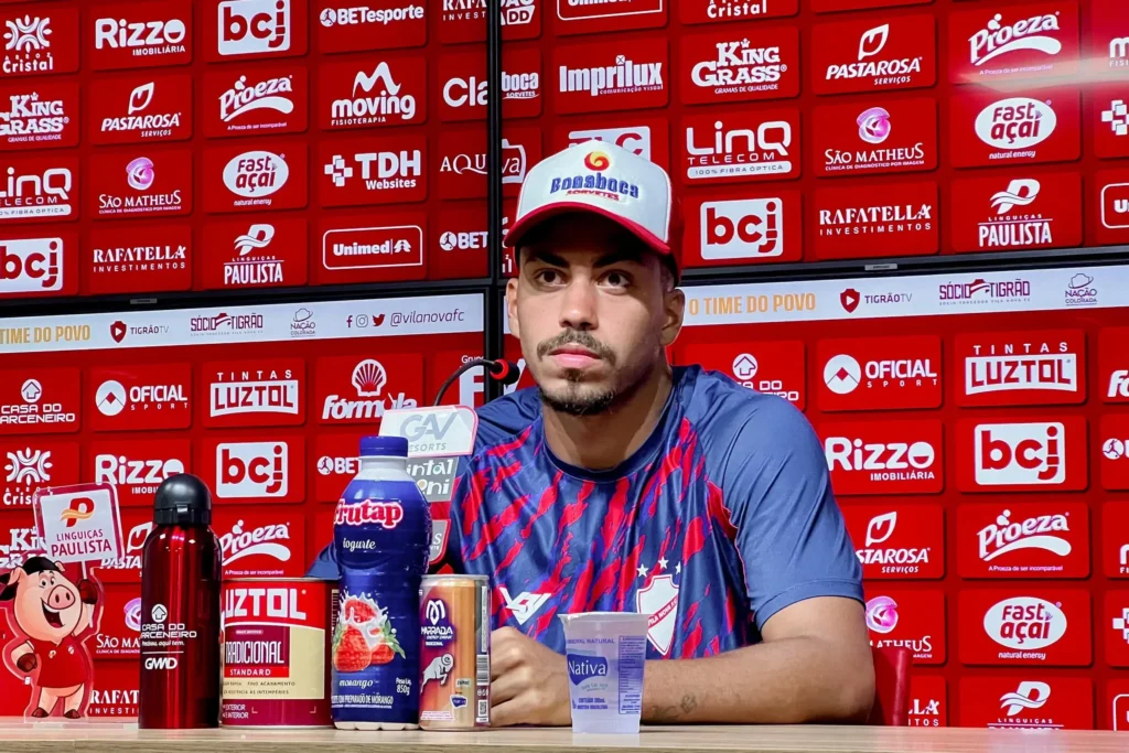 O atleta deve ser emprestado novamente pela raposa e tudo indica que conversas com um clube europeu já estão em andamento | Foto: Fernando Brito / Vila Nova