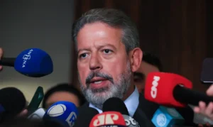 Lira garantiu que o texto a ser aprovado na Câmara não terá retrocessos ou causará danos aos direitos das mulheres | Foto: Lula Marques/ABr