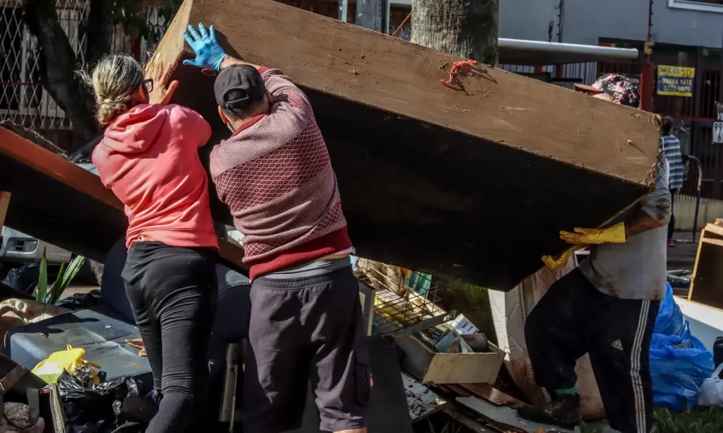 Caixa pagou o primeiro lote do Auxílio Reconstrução na quinta-feira. | Foto: Agência Brasil