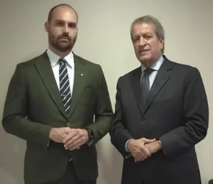 Presidente do PL quer Eduardo Bolsonaro no Senado em 2026