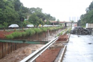 Marginal Botafogo pode ser totalmente fechada nos próximos dias por problemas