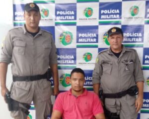 Preso homem que tentou usar notas falsas em um shopping de Goiânia