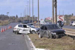 Mortes nas estradas entre o fim do ano e o carnaval chegaram a 973