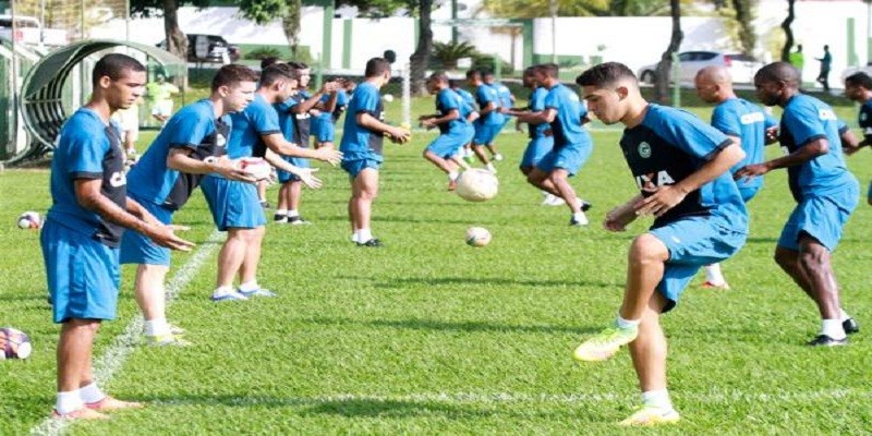 Goiás enfrenta o Grêmio em missão mais que complicada