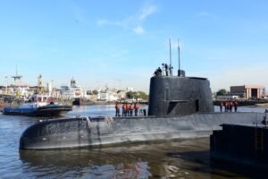 Juíza argentina diz que submarino poderia estar em "missão confidencial"