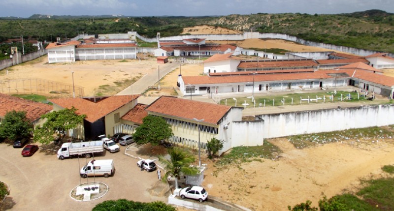 Batalhão de Choque da PM entra na Penitenciária de Alcaçuz no RN