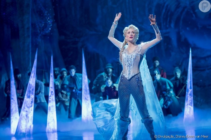 Elsa de calça! Disney inova em figurino de princesa na Broadway