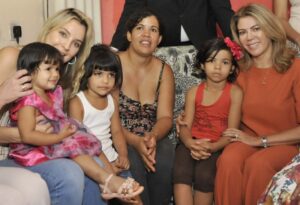 Primeiras-damas comemoram um ano do programa