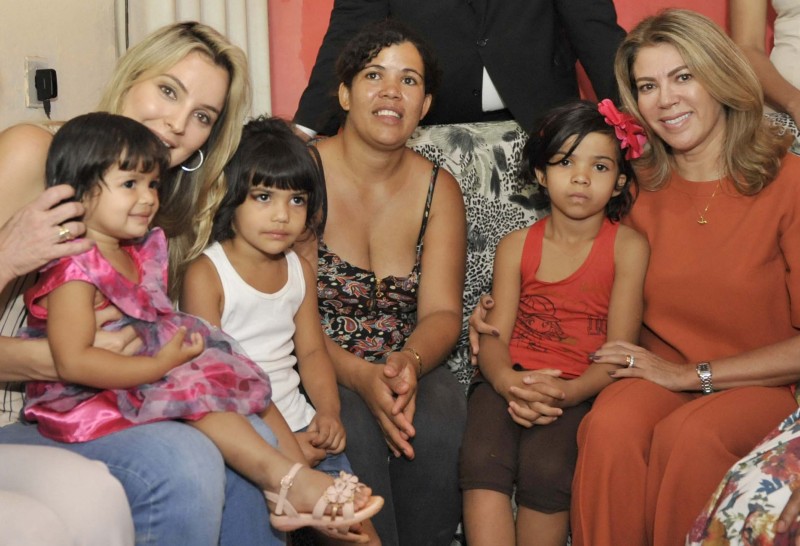 Primeiras-damas comemoram um ano do programa