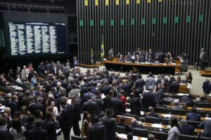 Congresso faz primeiras sessões deliberativas de governo Temer