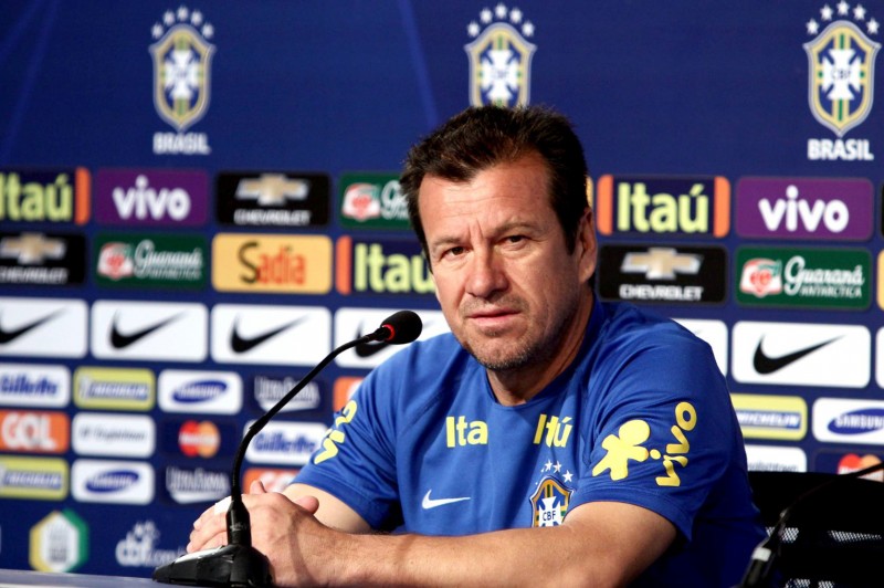Dunga anuncia a lista de jogadores da Copa América Centenário