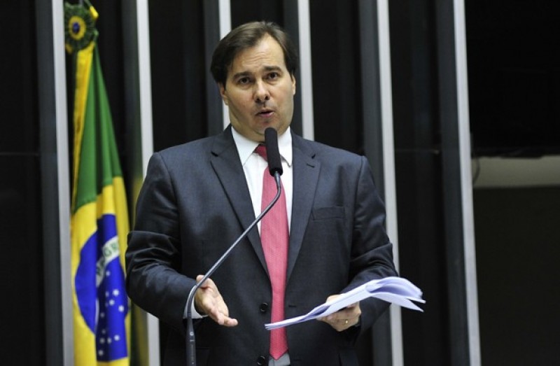 Rodrigo Maia diz que prioridade é a agenda econômica do governo