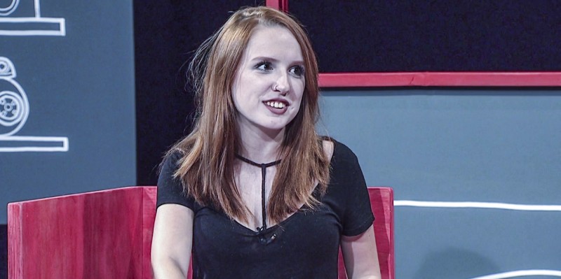 ‘Viralizando’ explora universo ‘pop-nerd-geek’ com  a youtuber Na