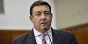 Deputados da base aprovam 90 dias gestão de Zé Eliton