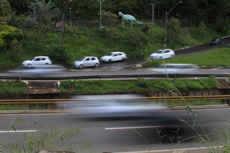 Marginal registra um acidente grave a cada cinco dias