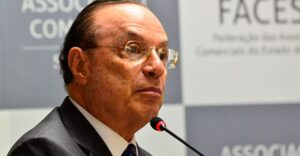 PGR defende manter Maluf na prisão