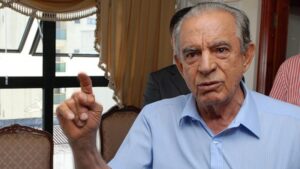 Iris Rezende vai à Justiça contra emenda da Câmara alegando invasão privativa