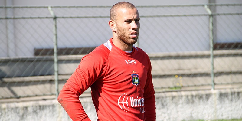 Vila Nova contrata goleiro Rafael Santos