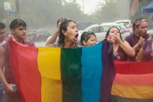 Falta educação e punição para o fim da homofobia