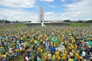 Manifestações em debate