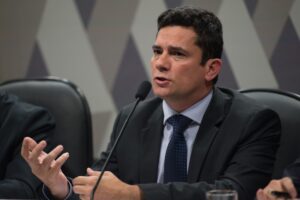 STF decide hoje se investigações sobre Lula continuam com Moro