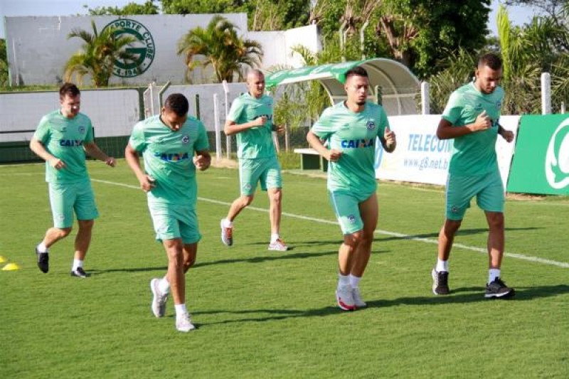 Goiás foca no Anápolis após derrota para rival em clássico