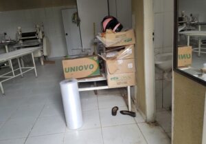 Vigilância interdita fábrica de massas