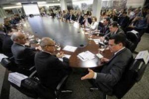 Governo comemora liderança da indústria