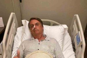 Hospital nega que Bolsonaro esteja internado no local