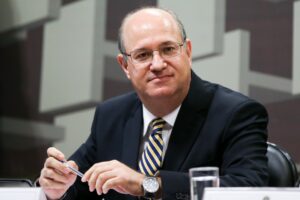 Presidente do BC vê maior estabilidade no cenário econômico a partir de reformas