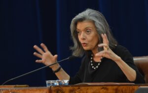 Ações sobre aborto voltam ao debate no STF