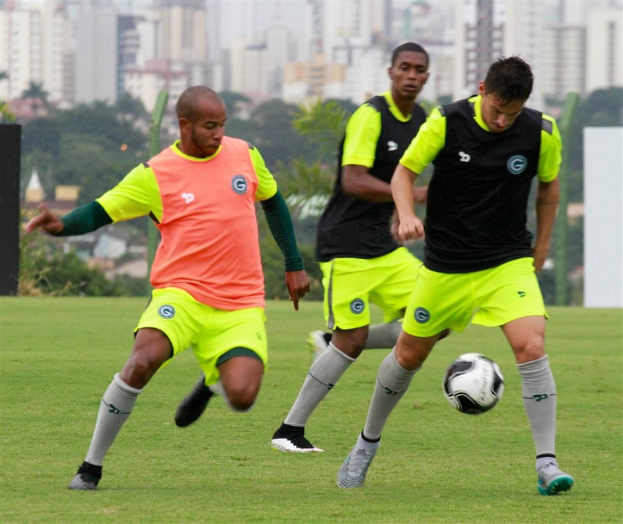 Patrick atua com mais liberdade no Goiás