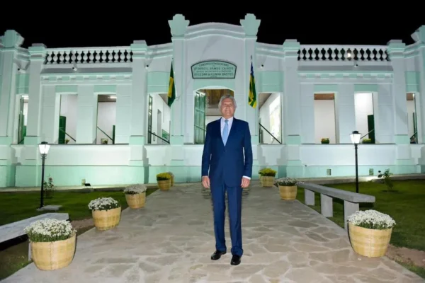 2021 07 24 Governador na cidade de Goias Palacio da Instrucao 02.jpeg