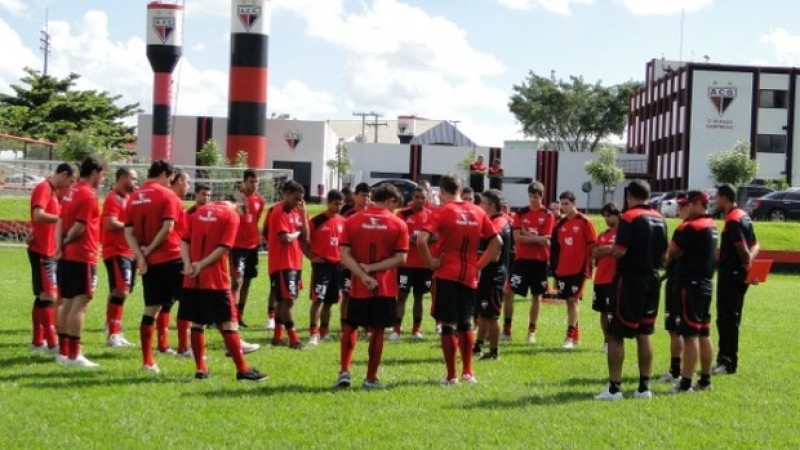 Atlético busca segunda vitória em casa