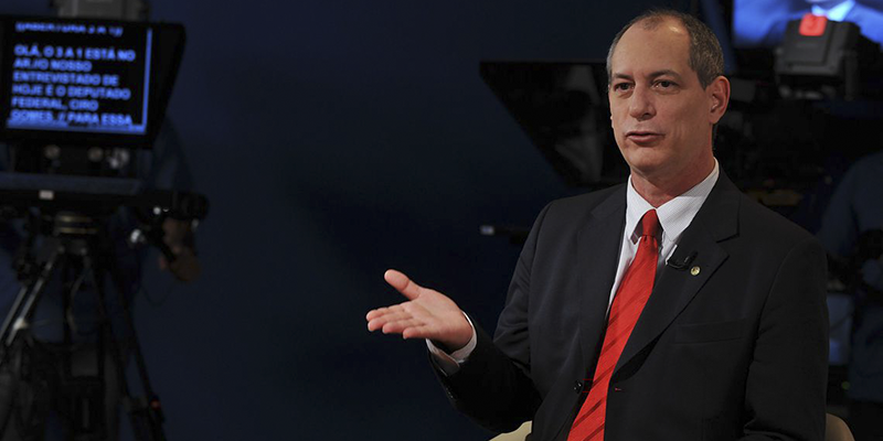 PDT lança candidatura de Ciro Gomes a presidente